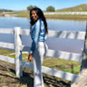 Meet your Posher, Aaliyah j